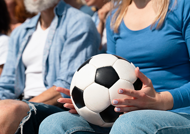 Lire la suite à propos de l’article Un ballon de foot personnalisé à votre image pour vos évènements !