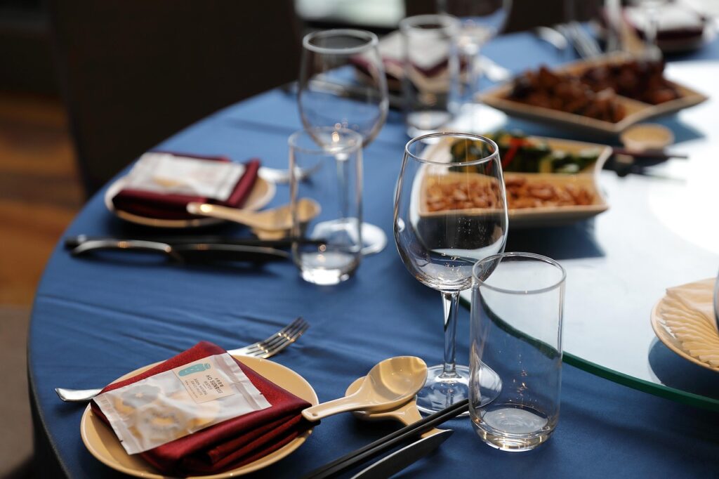 Lire la suite à propos de l’article Sublimez vos événements avec des objets personnalisés pour la table et la gastronomie